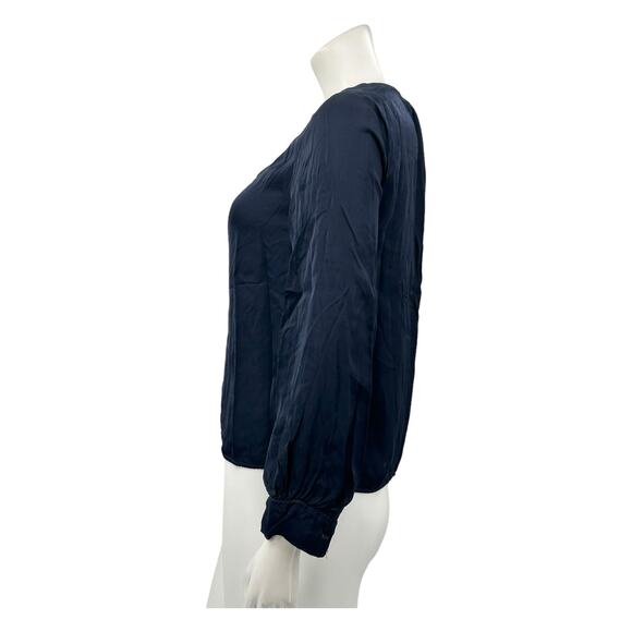 Velvet by Graham & Spencer Top Womens XS Navy Hi Lo V-Neck Casual Minimalist - Picture 4 of 10